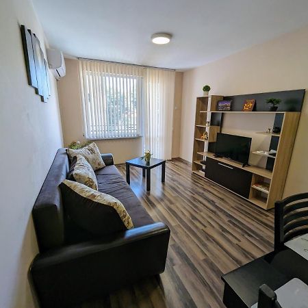 Emalena Apartment Βάρνα Εξωτερικό φωτογραφία